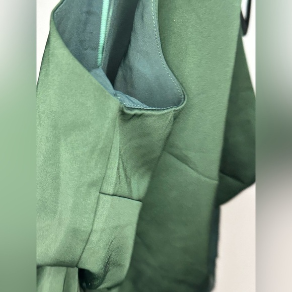 NEW Showpo Felt So Happy Midi One Shoulder Dress Emerald Green 10 Formal Wedding - Picture 9 of 10